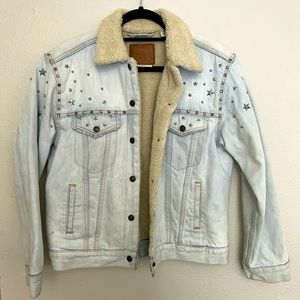 Levi’s Premium Women’s Denim Sherpa Jacket